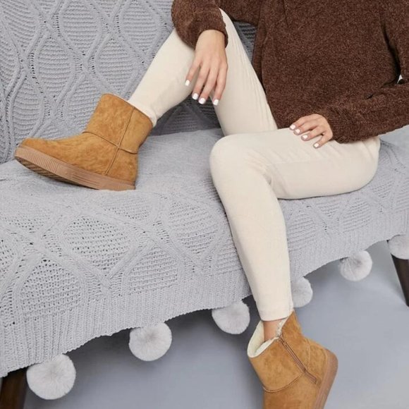 Camel boots - Picture 2 of 2